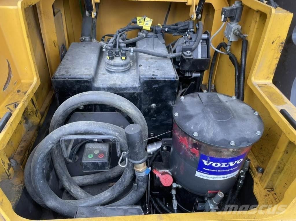 Volvo EC300 E Escavatori cingolati