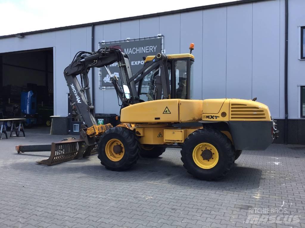 Mecalac 12 MXT Escavatori gommati