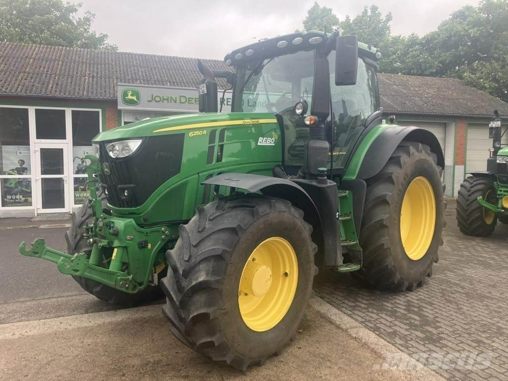 John Deere 6250R Trattori