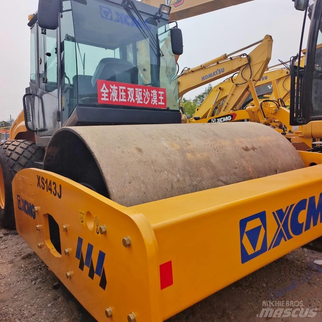 XCMG XS143J Rulli monotamburo