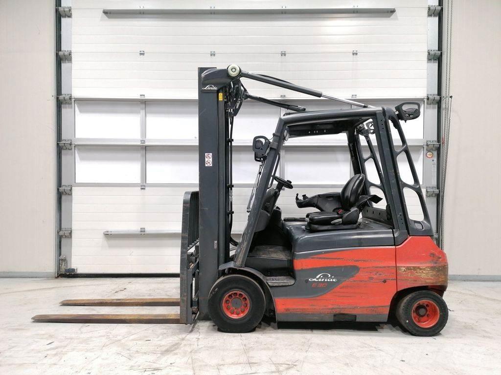 Linde E30-01 Carrelli elevatori elettrici