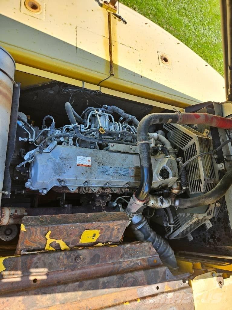 New Holland E 385 B Escavatori cingolati