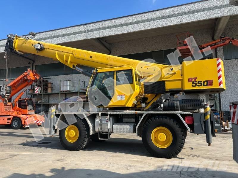Grove RT550E Gru per terreni difficili