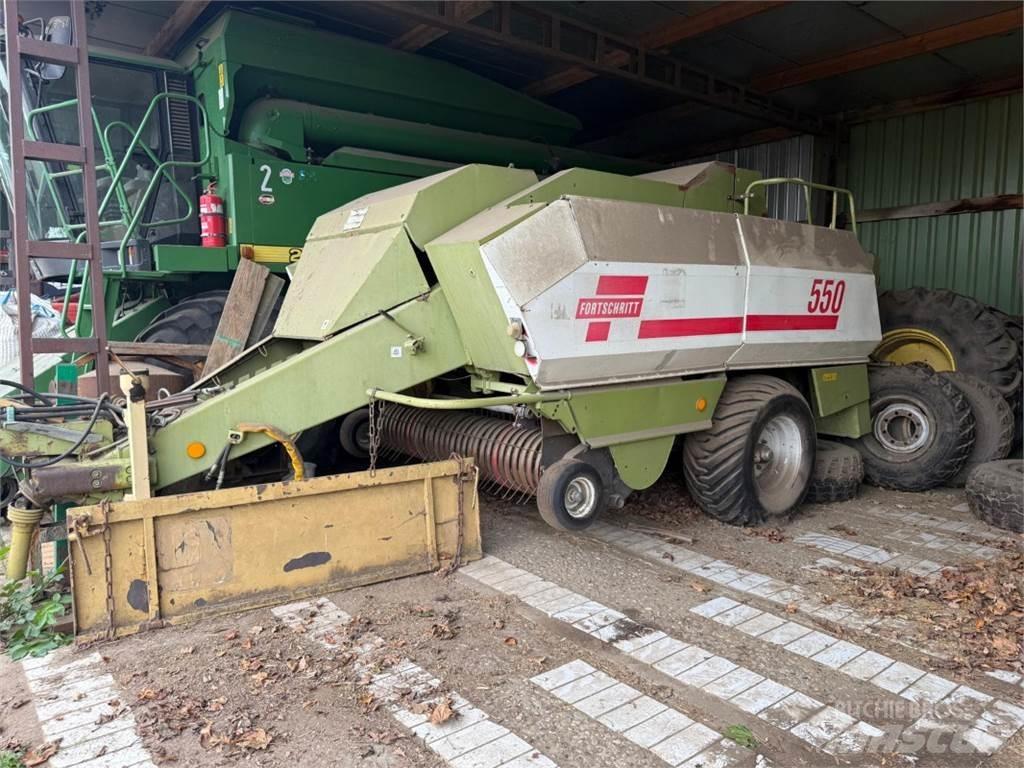 Fortschritt 550 Presse quadre