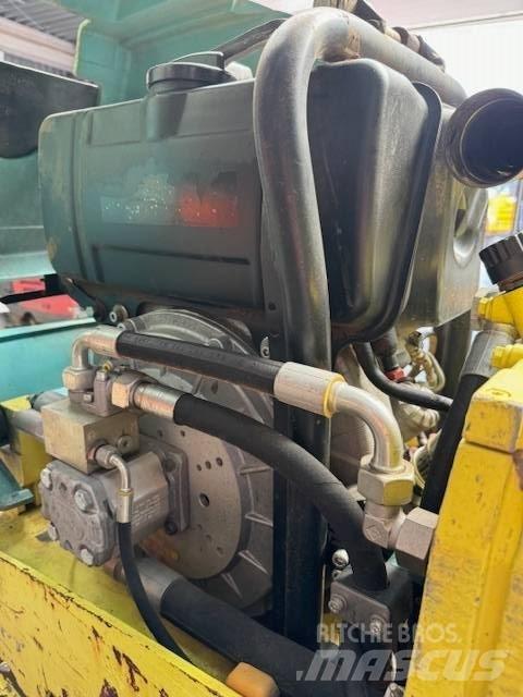 Ammann APH 6020 Attrezzature movimentazione e posizionamento