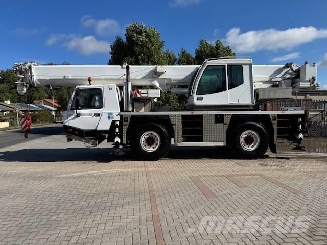 Tadano ATF 40-2 Gru per tutti i terreni