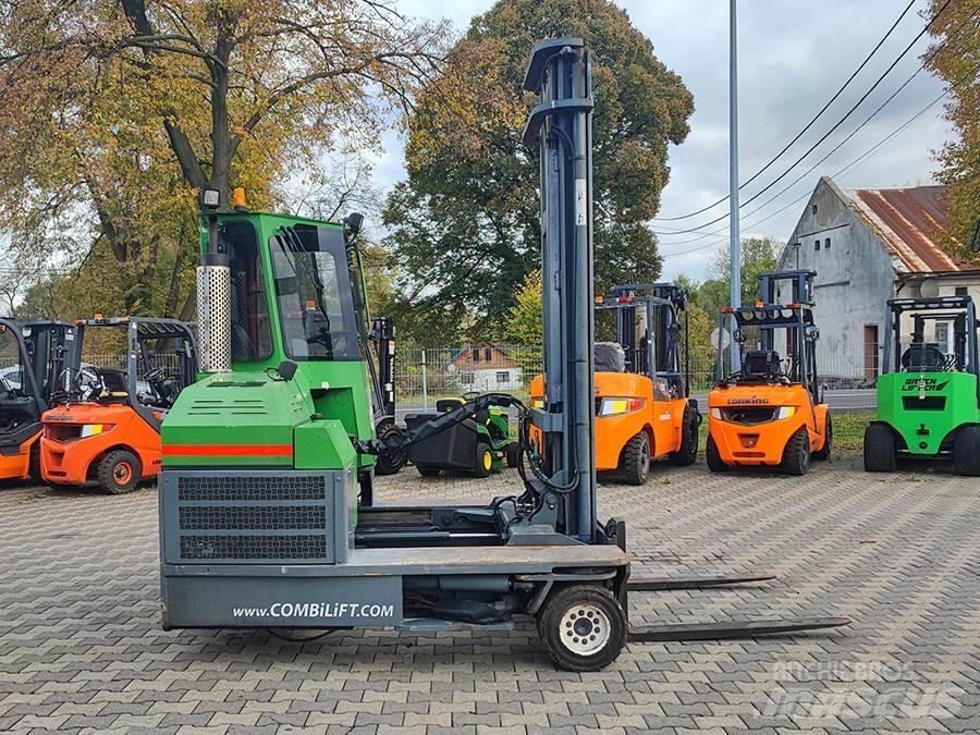 Combilift C4000 Carrello elevatore retrattile a 4 vie