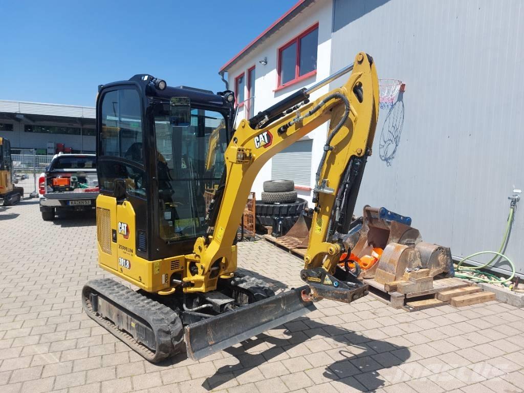 CAT 301.8 Miniescavatori