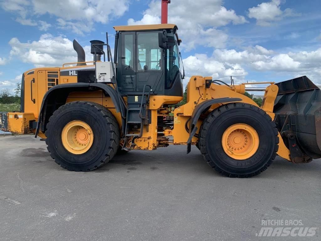 Hyundai HL 770-9 Pale gommate