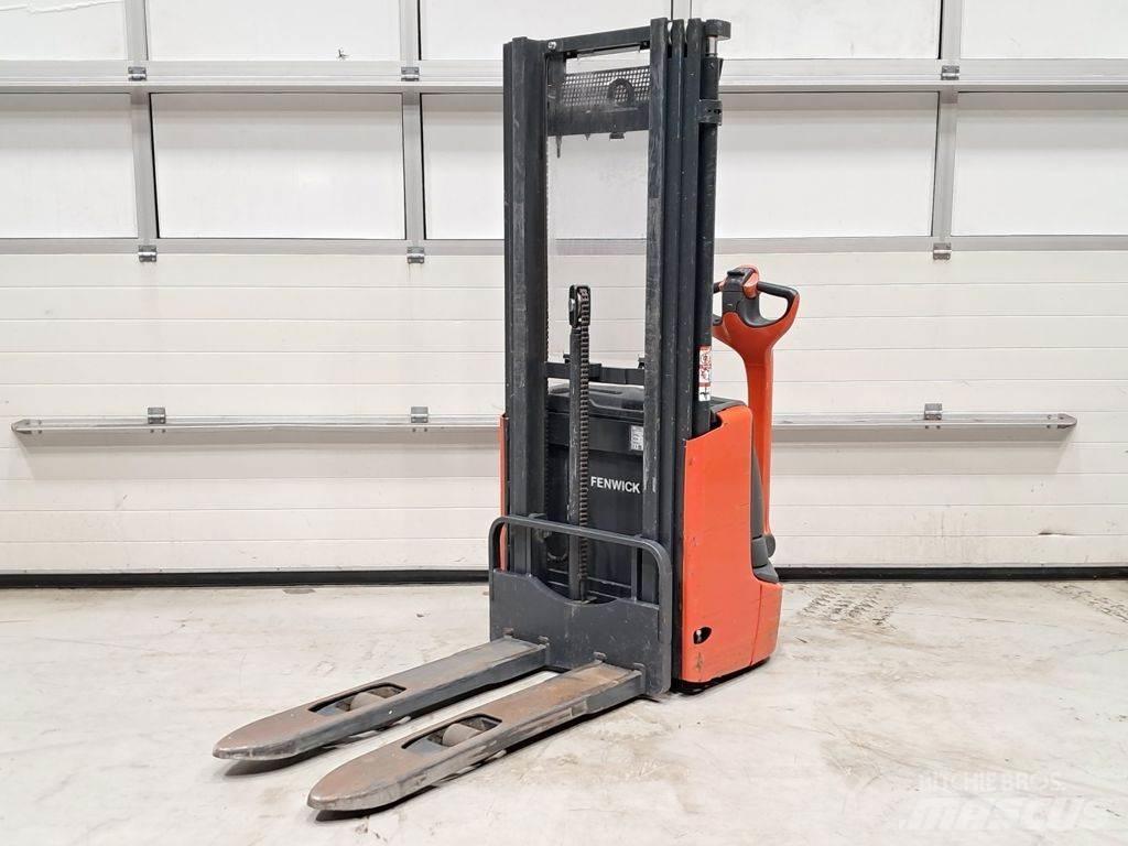 Linde L10 Transpallet uomo a terra
