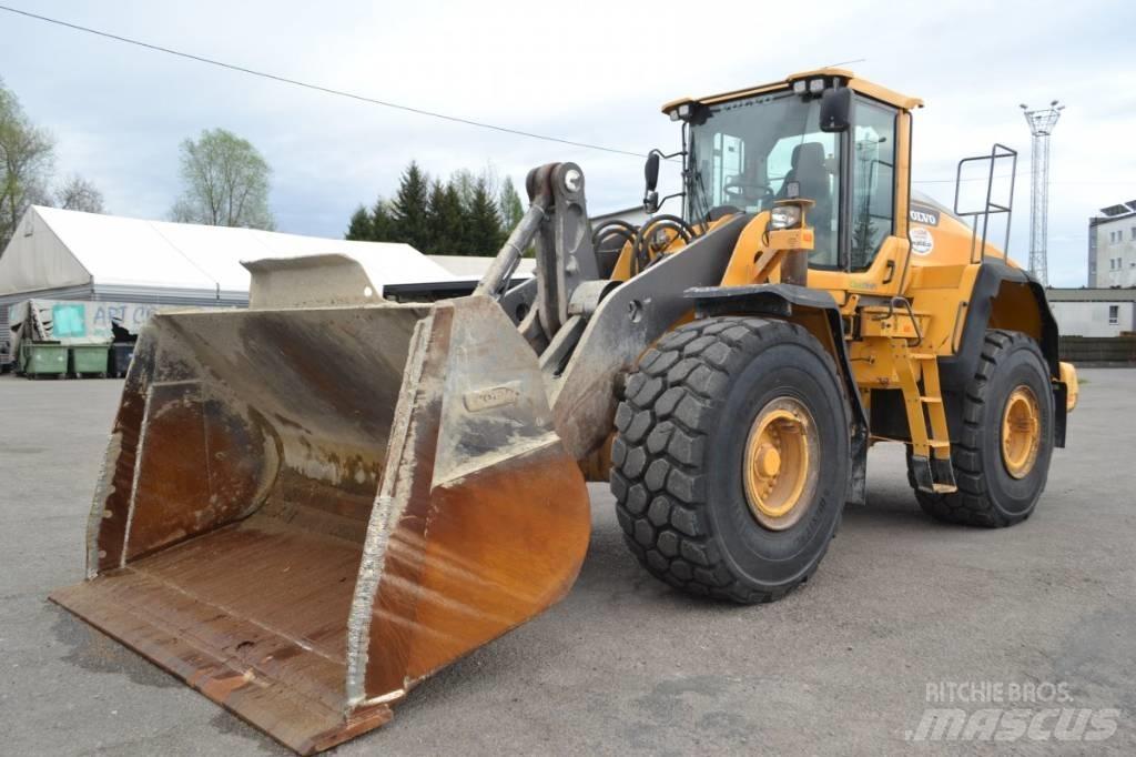 Volvo L 150 H Pale gommate