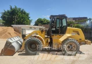New Holland 12 D Pale gommate