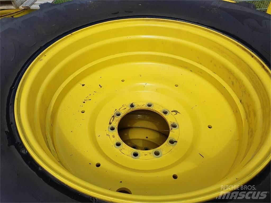 Mitas 650/85R38 x2 Pneumatici, ruote e cerchioni