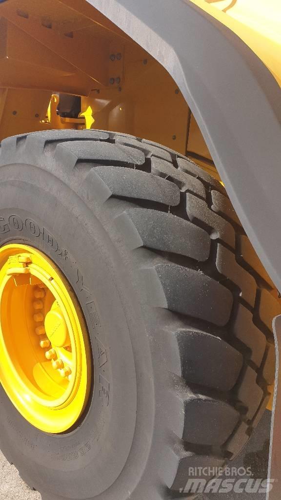 Volvo L 150 H Pale gommate