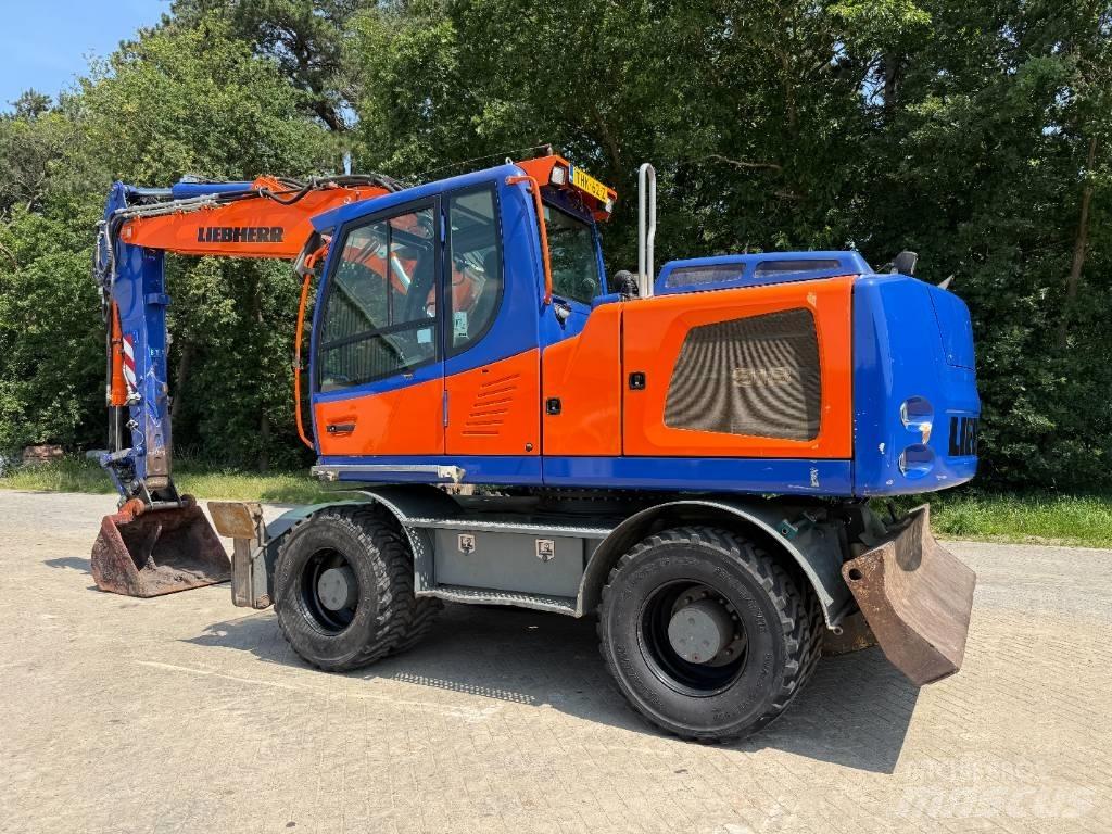 Liebherr A 918 Escavatori gommati