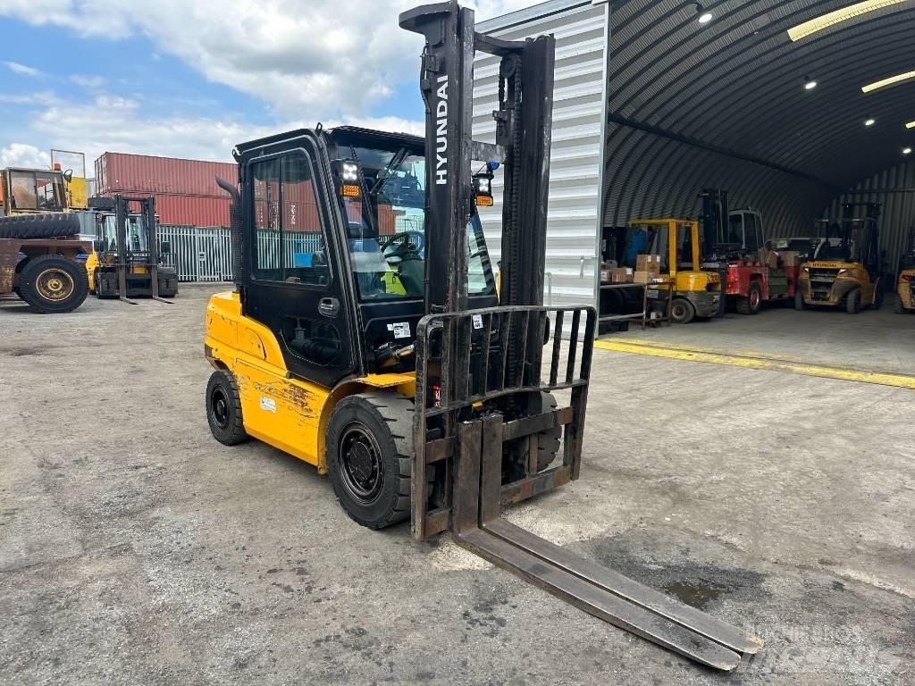 Hyundai 40D-9F Carrelli elevatori diesel