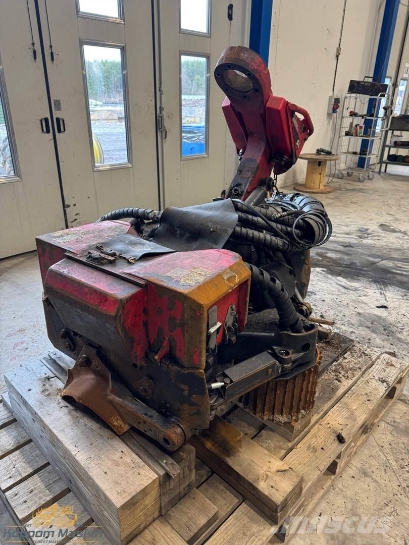 Komatsu S82 Decespugliatrici e trinciatrici idrauliche