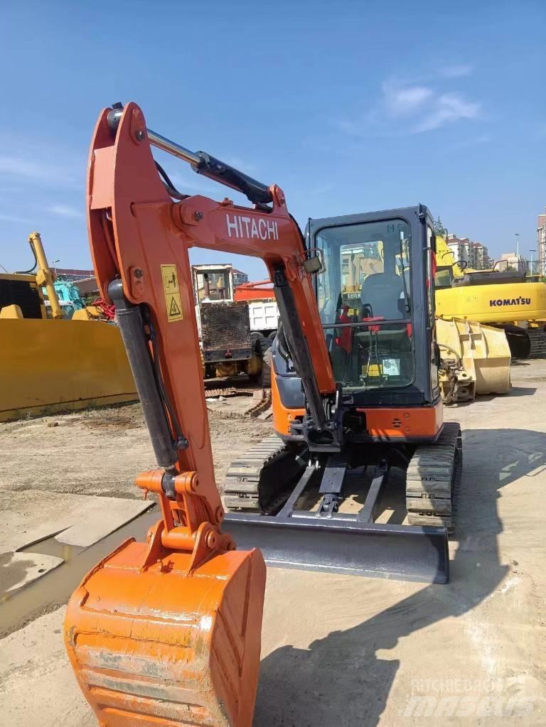 Hitachi ZX 35 U Miniescavatori