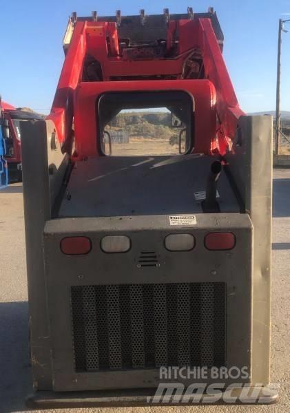 Gehl 4240 Mini Pale Gommate