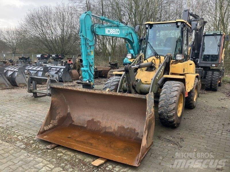 Volvo L 35 G Pale gommate