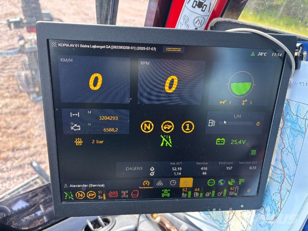 Komatsu 901XC Abbattitrici, Disboscatrici