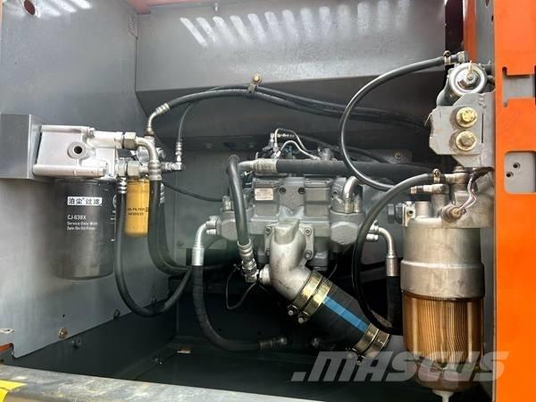 Hitachi zx240 Escavatori cingolati