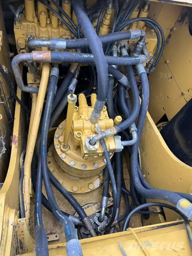 CAT 320 D Escavatori cingolati