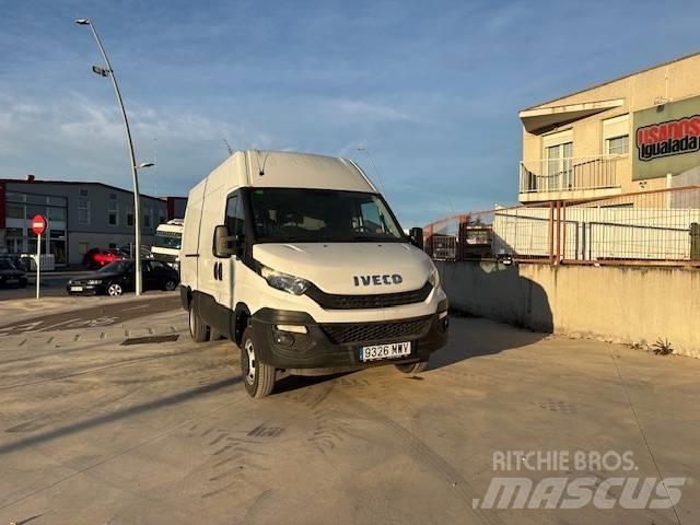 Iveco 35C 12 Furgone chiuso