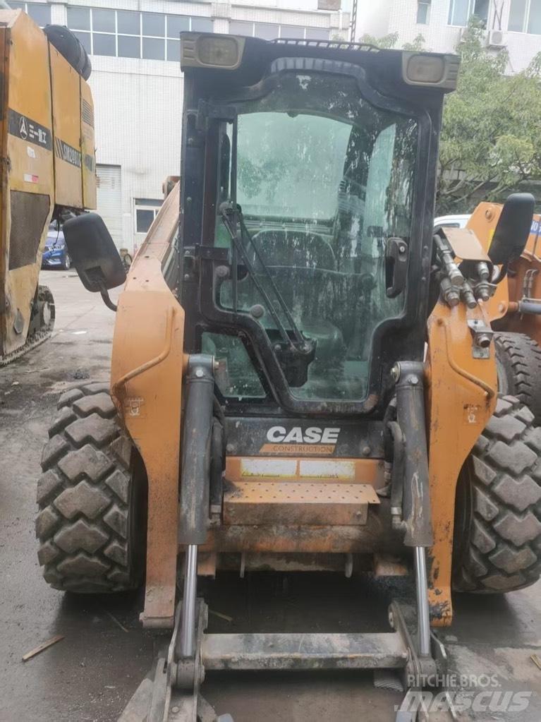 CASE SR 250 Mini Pale Gommate