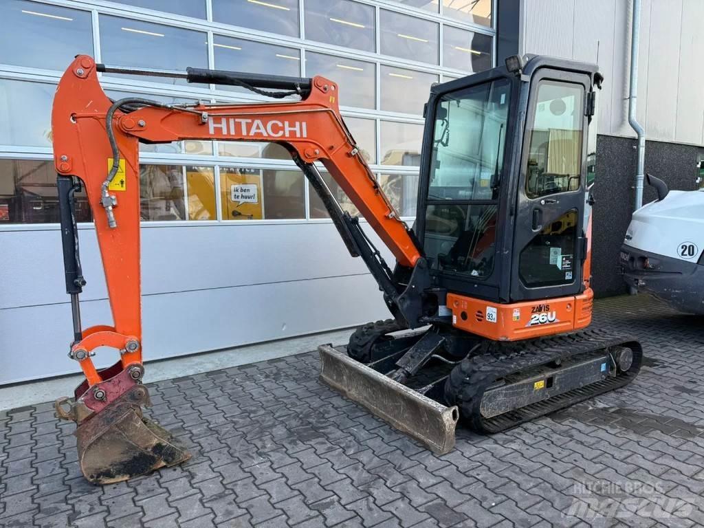 Hitachi ZX26U-6 CR Miniescavatori