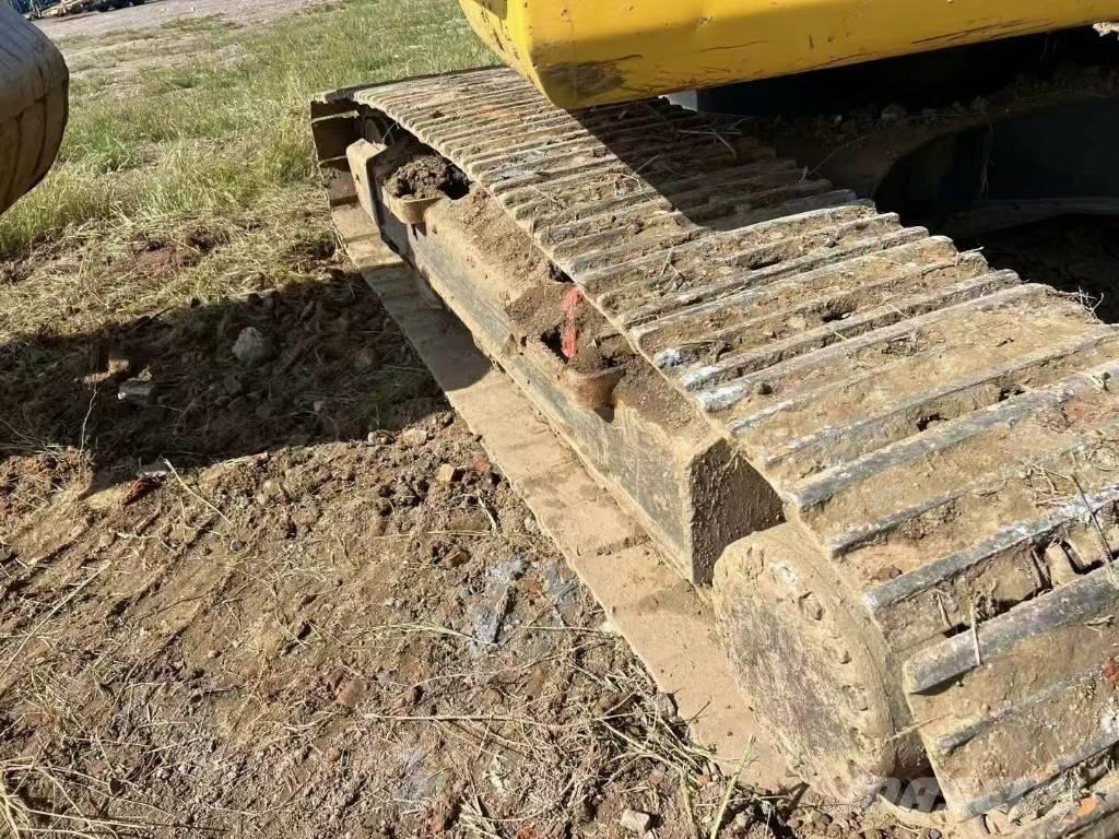 Komatsu PC 200 Escavatori cingolati