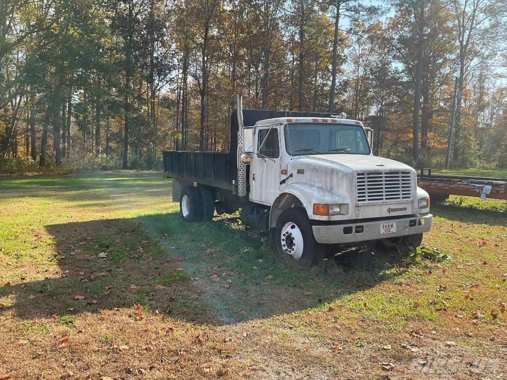 International 4900 Camion ribaltabili