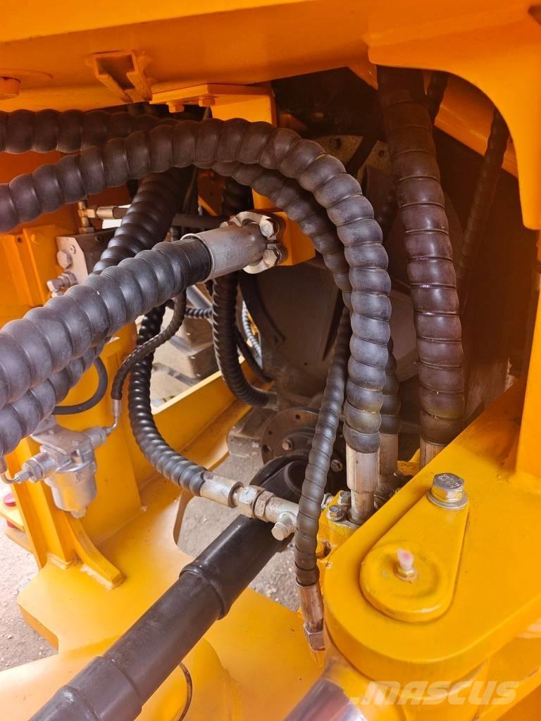 LiuGong 856 Pale gommate