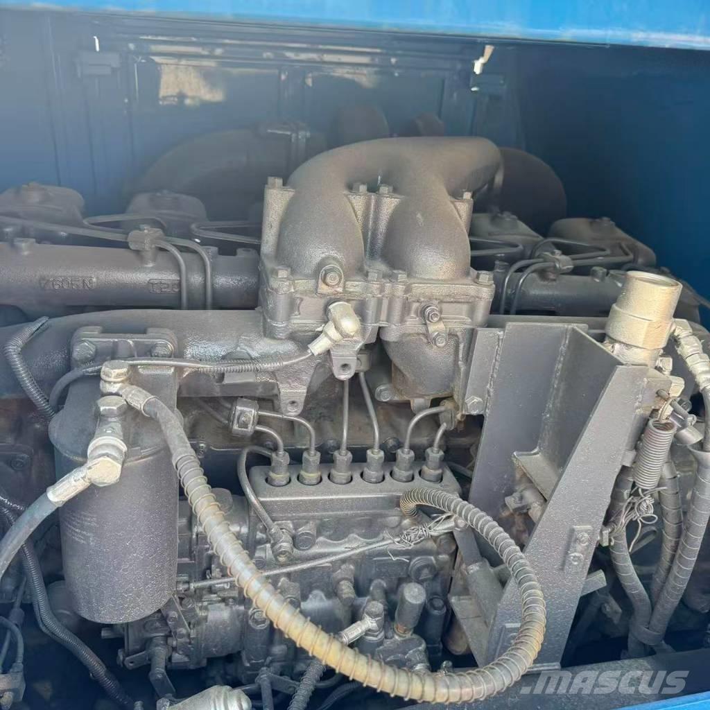 Kato KR 500-3 Gru per terreni difficili