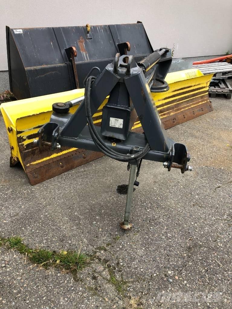Vama 3800 R2 Grader