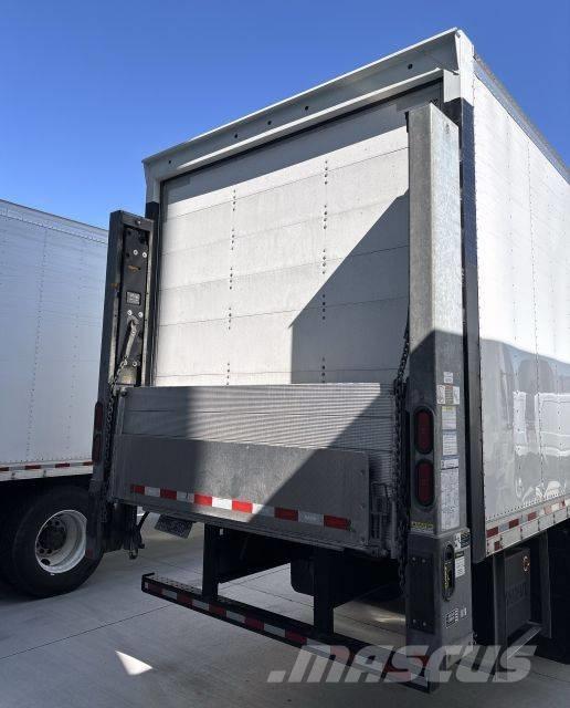 Freightliner M2 Camion cassonati