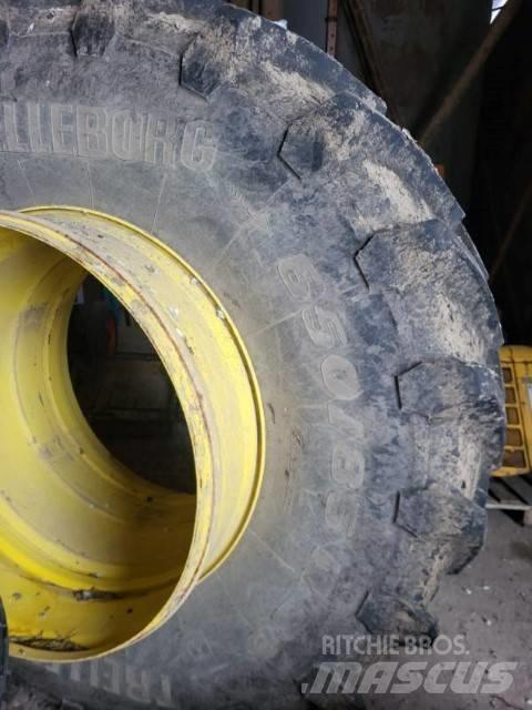 Trelleborg 650/85-38 Pneumatici, ruote e cerchioni