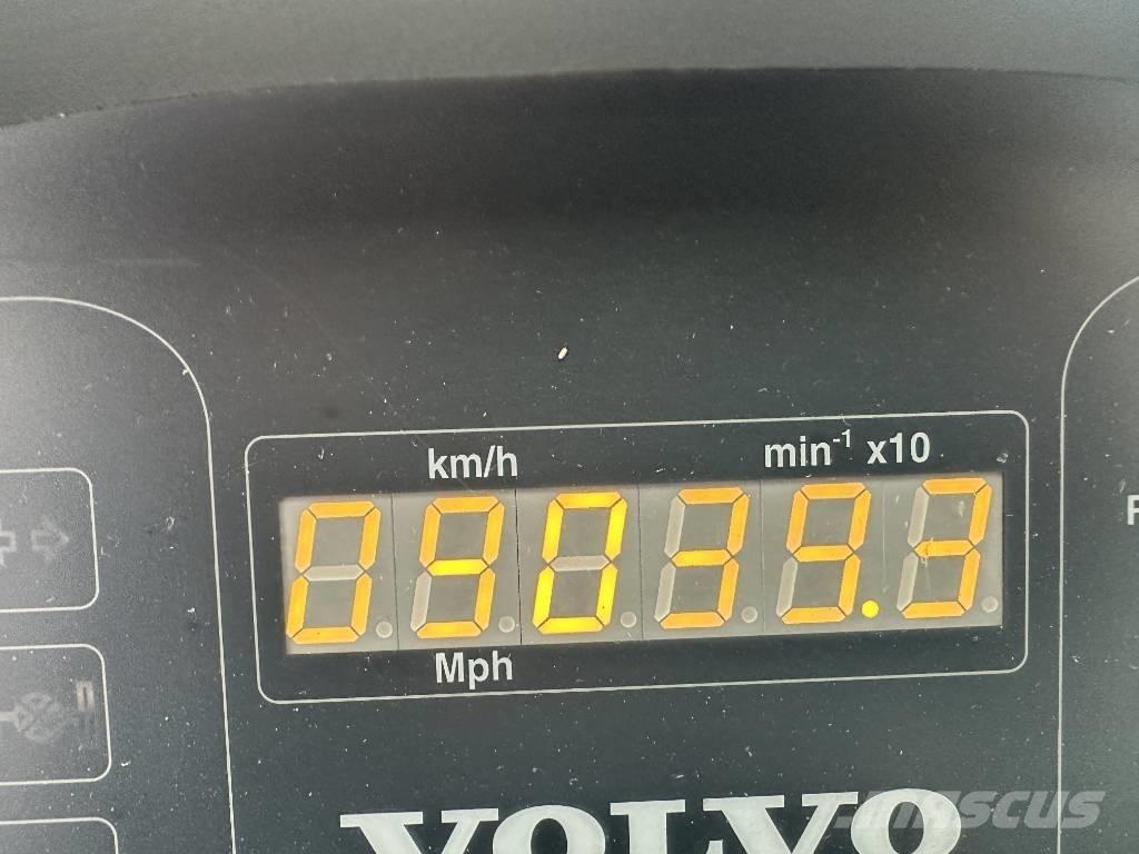 Volvo L 35 B Pale gommate