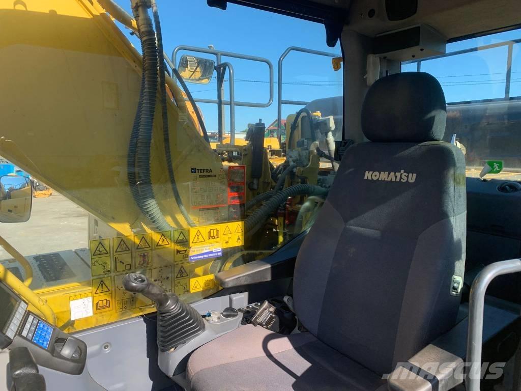 Komatsu HB 215 LC-3 Escavatori cingolati