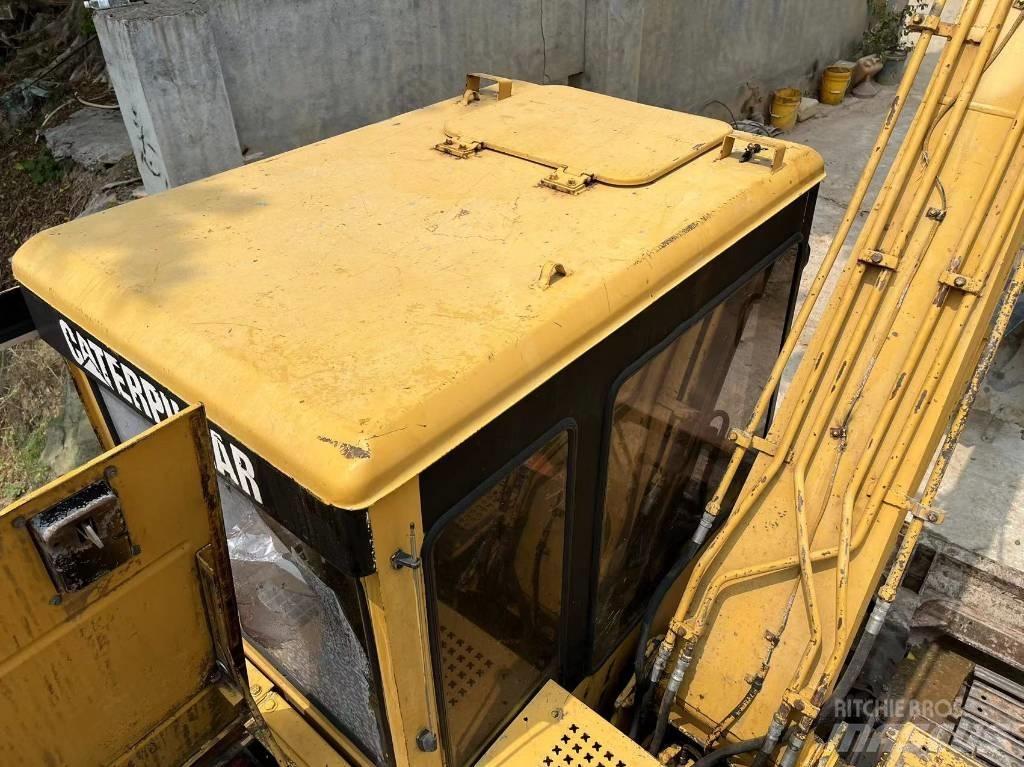 CAT 307 Escavatori cingolati