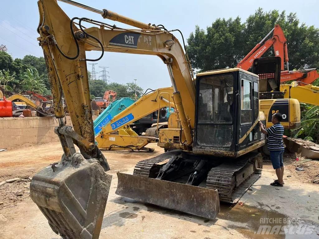 CAT 307 Escavatori cingolati