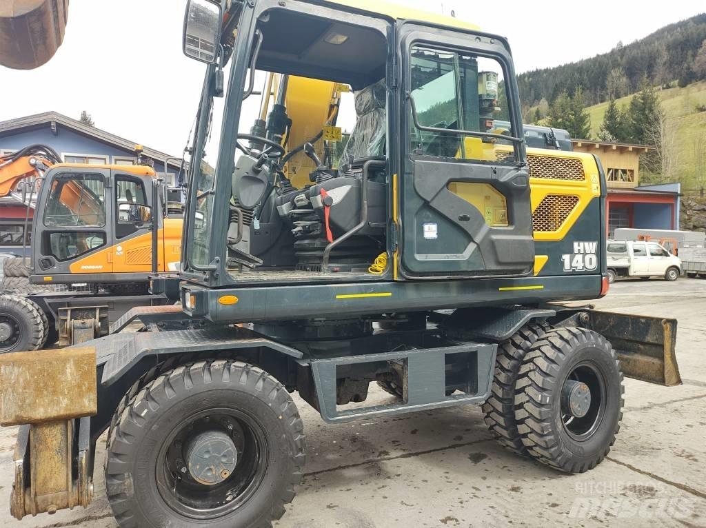 Hyundai HW140 Escavatori gommati