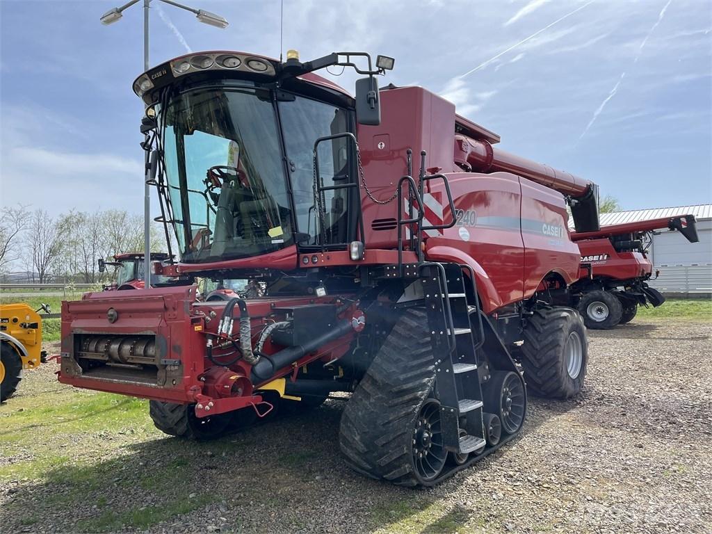 Case IH AF 7240 Mietitrebbiatrici