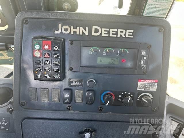 John Deere 410 K Terne
