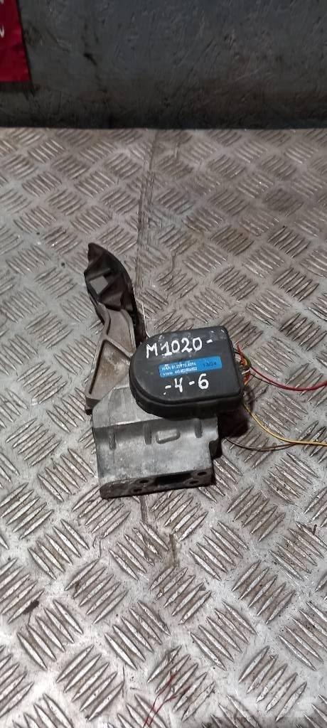 MAN TGA    81259706094 Cabine e interni