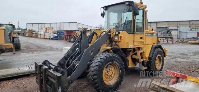 Volvo L 50 C Pale gommate