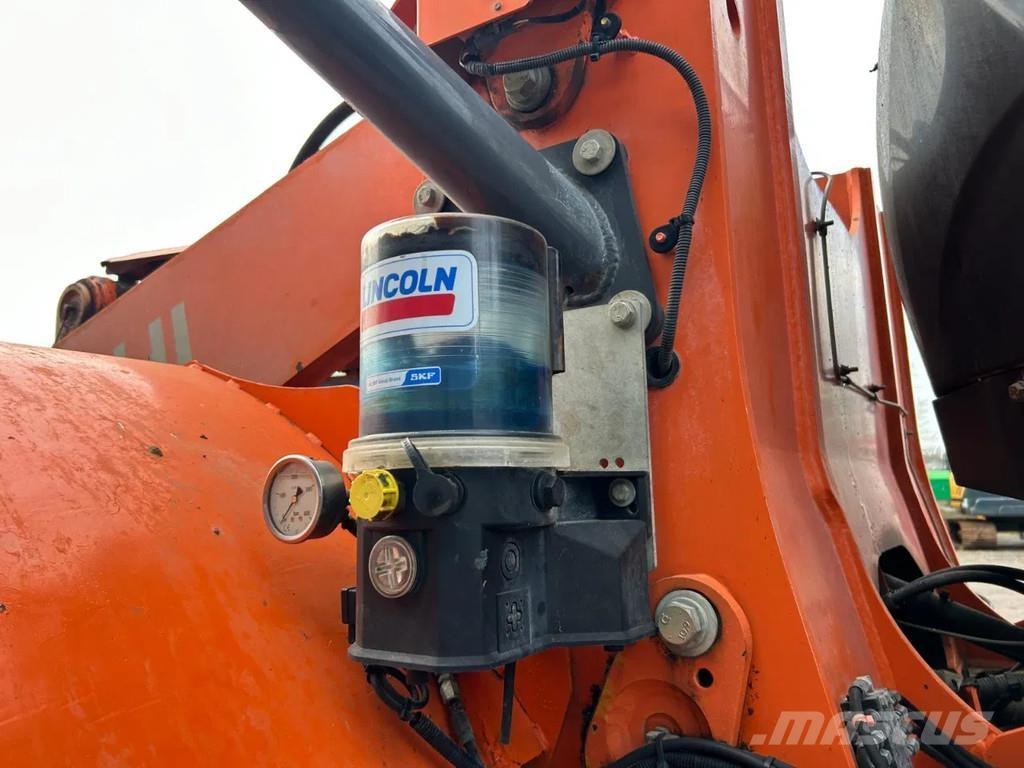 Hitachi ZW310-6 Pale gommate