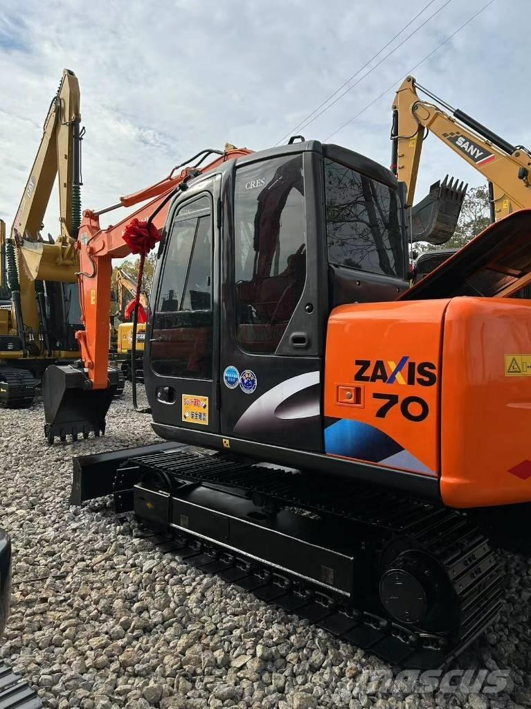 Hitachi 70 Escavatori cingolati