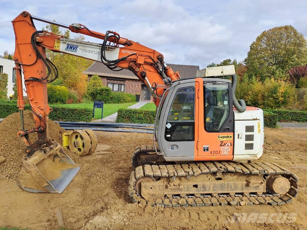 Hitachi ZX135US Escavatori cingolati