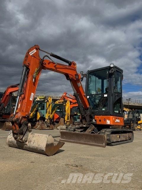 Hitachi ZX 26 U-6 CR Miniescavatori